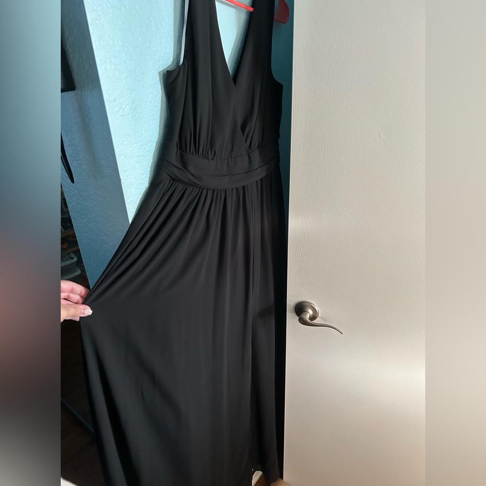 Lulu's Classic Black Maxi Dress